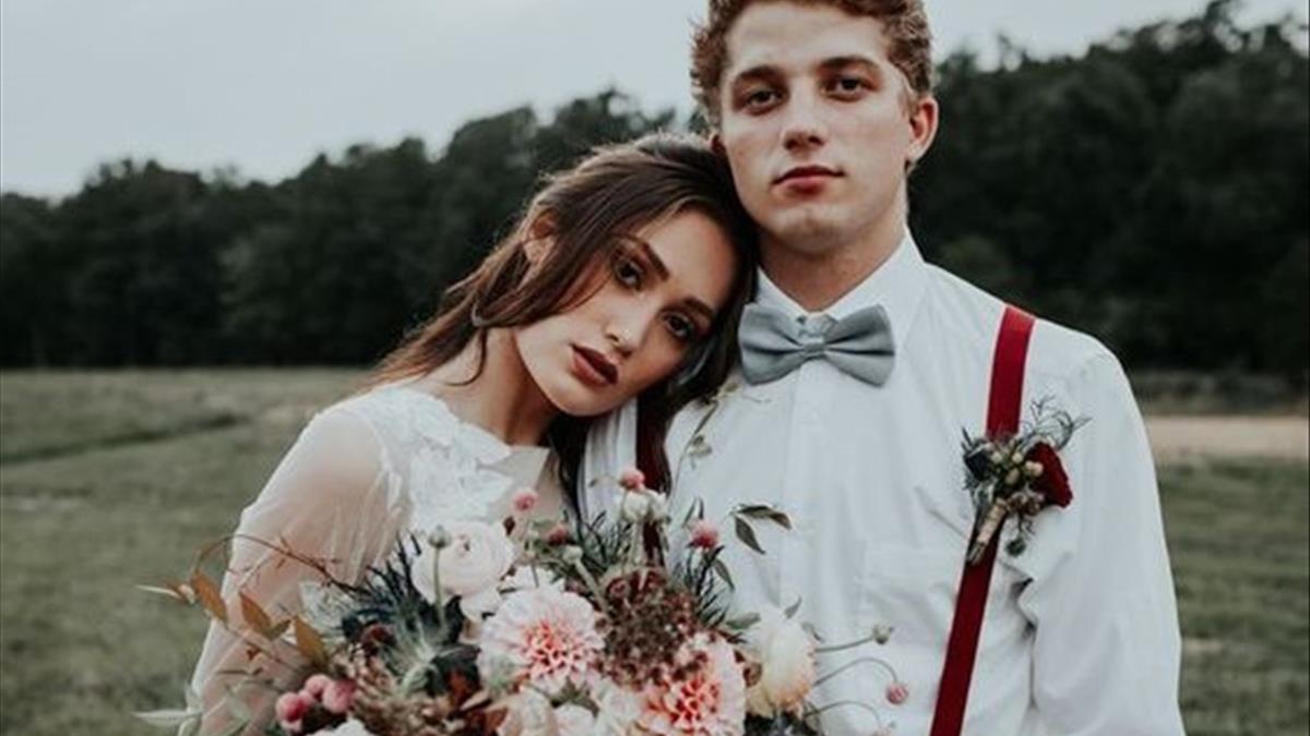Mơ thấy đám cưới: Giải mã ý nghĩa và điềm báo trong từng trường hợp Mơ thấy đám cưới: Giải mã ý nghĩa và điềm báo trong từng trường hợp