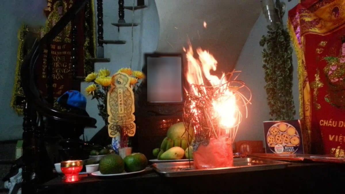 Mơ thấy bàn thờ: Giải mã ý nghĩa và điềm báo trong từng trường hợp Mơ thấy bàn thờ: Giải mã ý nghĩa và điềm báo trong từng trường hợp